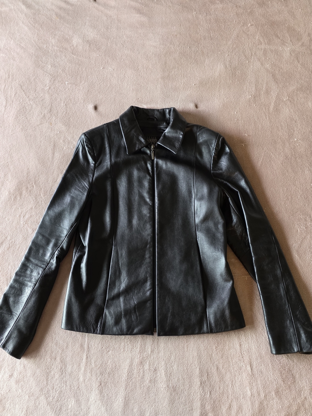 Wilsons Leather Women's Black Fitted Zip-Front Leather Jacket